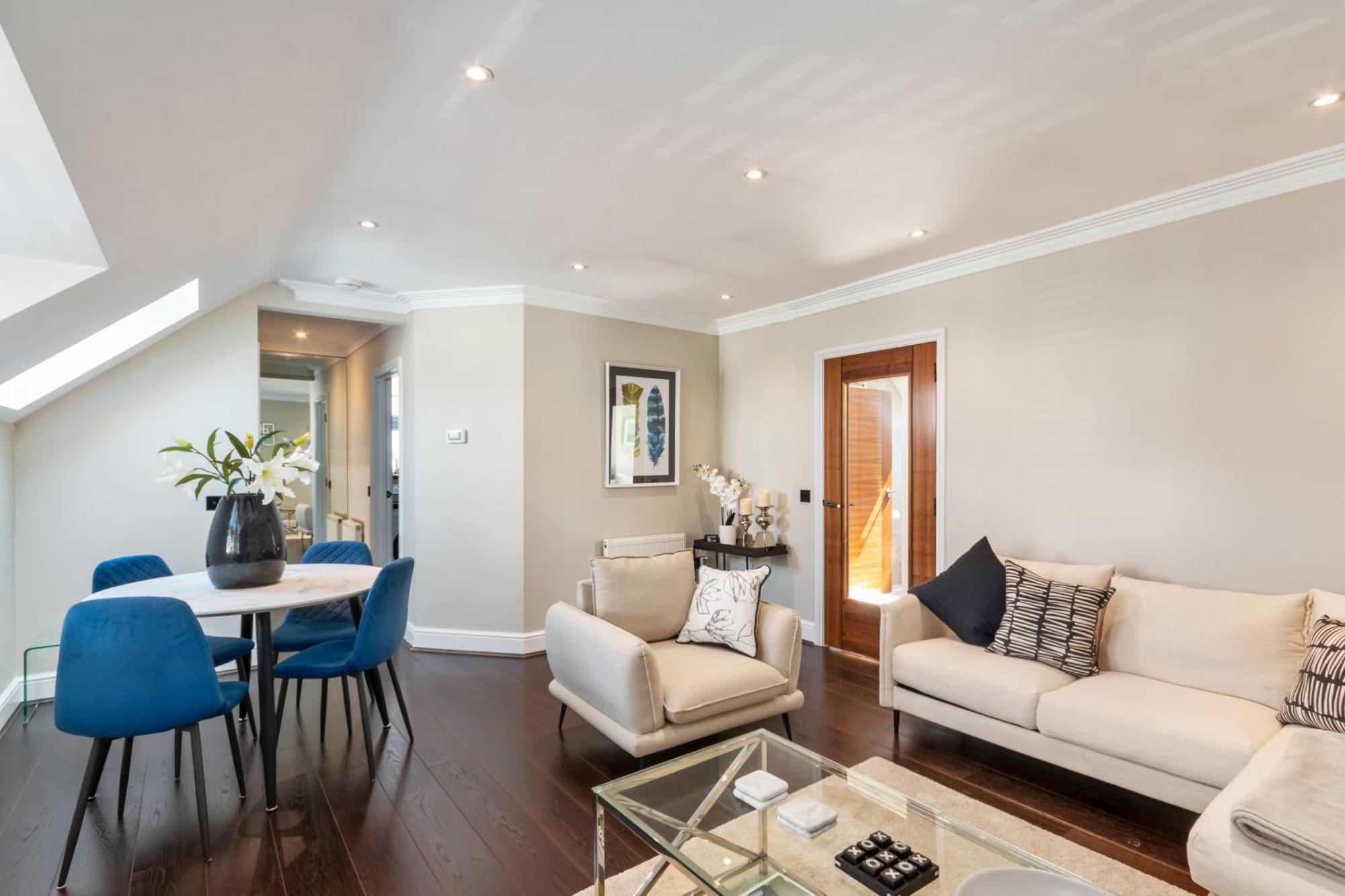 Apartament Weybridge - 2 Bed - Parking Zewnętrze zdjęcie